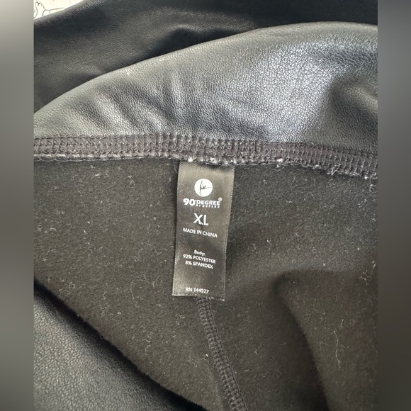 90 Degree By Reflex Black comfortable legging - Picture 3 of 3